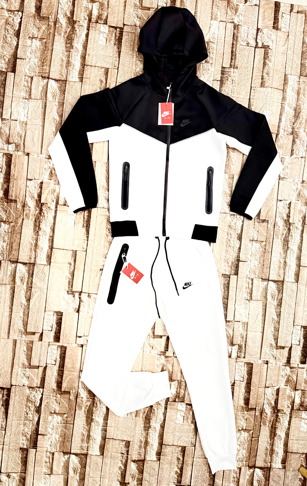 nike tech fleece white and black